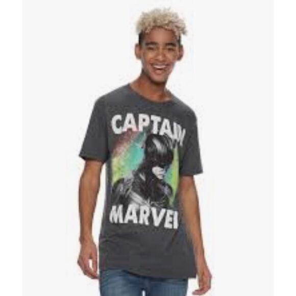 Marvel Men's T-Shirt Graphic Tee Captain Marvel Size Small - Picture 1 of 7